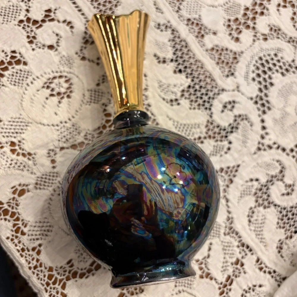 Vintage / Antique CG USA Iridescent Lusterware with 22 Kt Gold Top